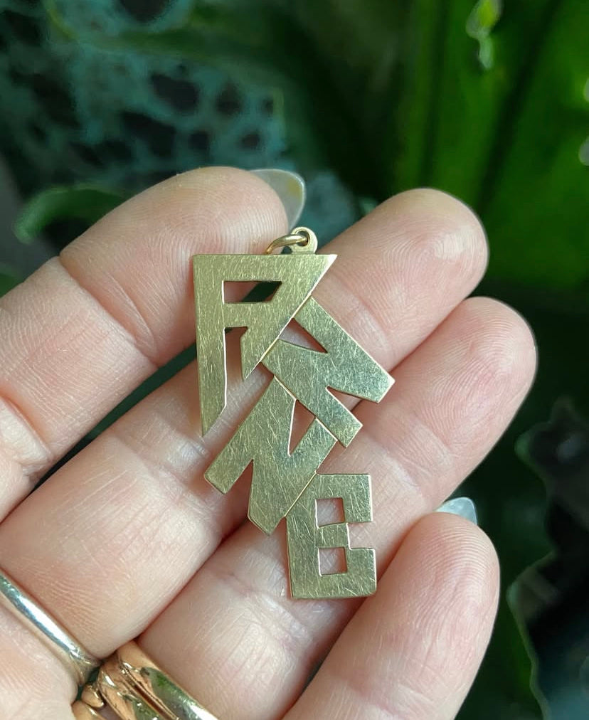 Vintage 14k Gold ANNE Nameplate Pendant